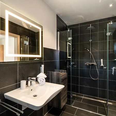 Апартаменты Lechappart Хёфен