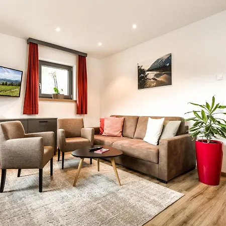 Апартаменты Lechappart Хёфен